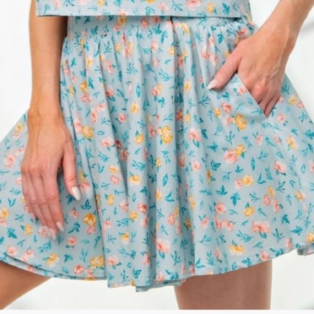 Easel Light Blue or Cream Floral Wrap Skirt. EB50344 Wrap with 2 Buttons